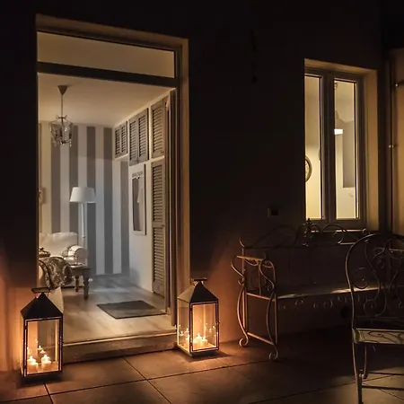 Unique View - Bymyhomeincomo Lägenhet Como